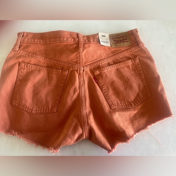 Levi’s 501 Shorts High Rise NWT Size 31 - Picture 2 of 4